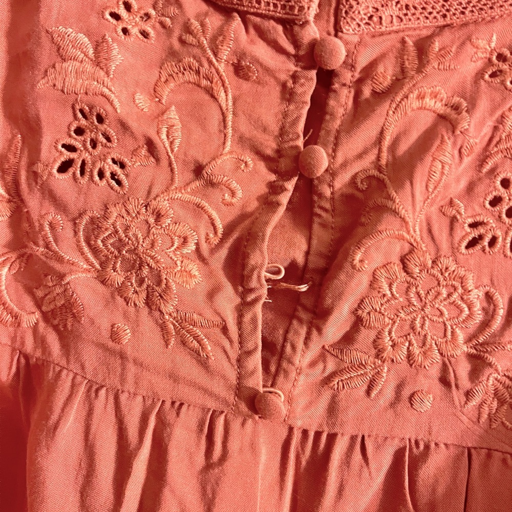 Pink Embroidered Tank - Picture 3 of 4